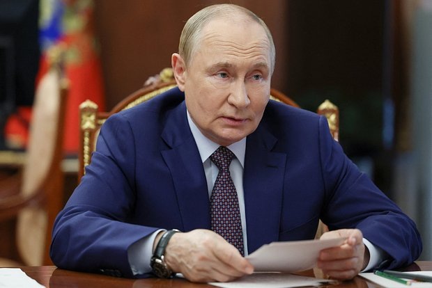 Фото: Sputnik / Vyacheslav Prokofyev / Pool via Reuters