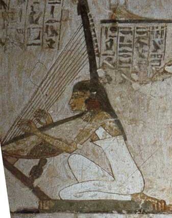 Египтянка играет на арфе