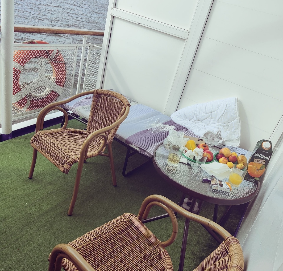 Наш балкон в каюте. Фото автора 