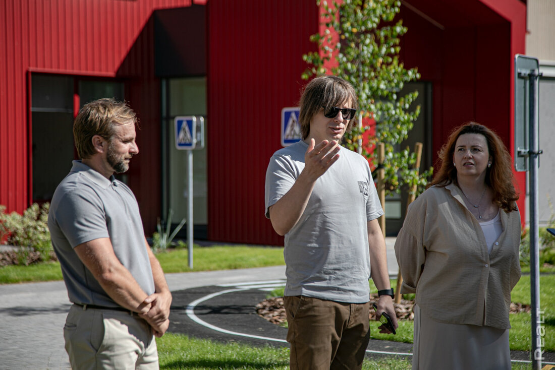 Листайте вправо, чтобы увидеть больше изображений