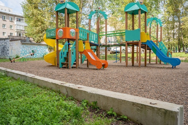    Кировские дворы преображаются благодаря инициативам горожан