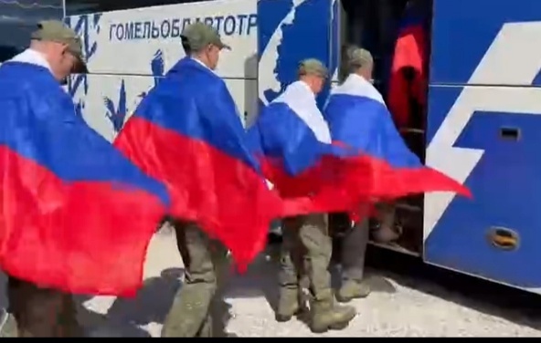    С украинской территорию в Россию вернулись 84 военнослужащих