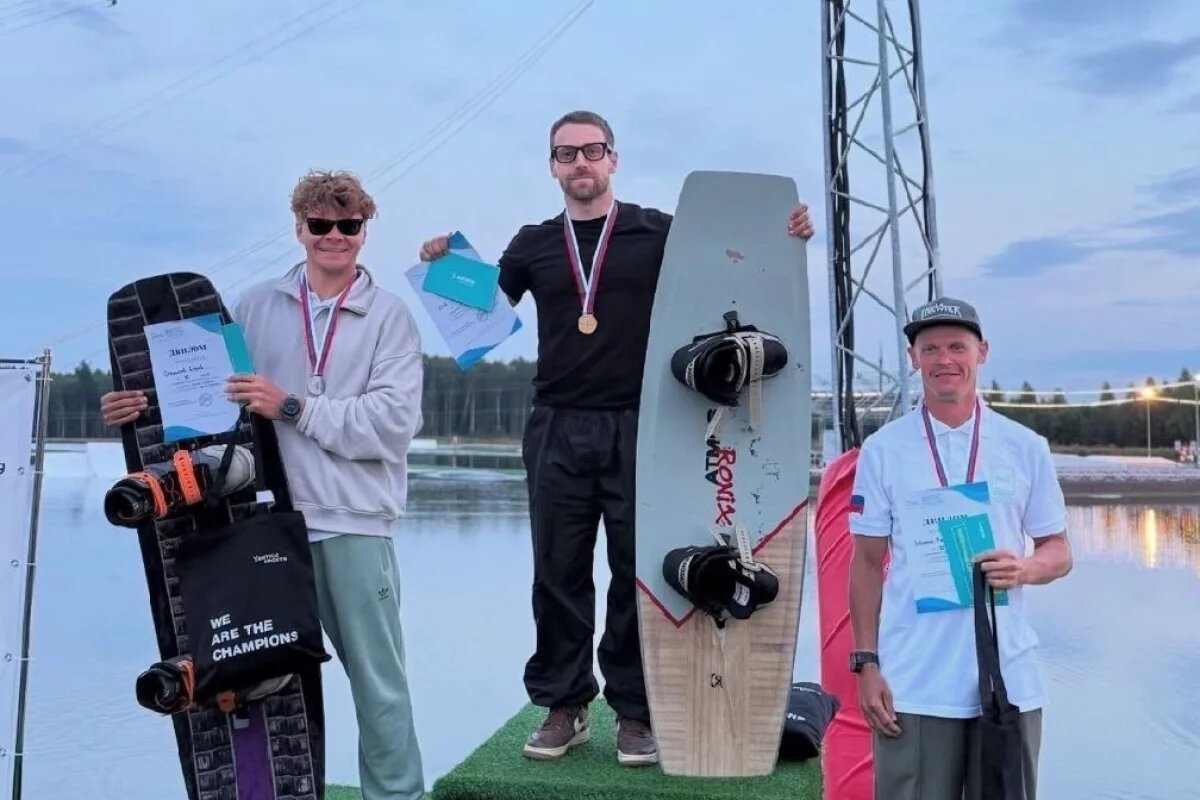    Псковичи стали призерами первенств России по воднолыжному спорту и гребле