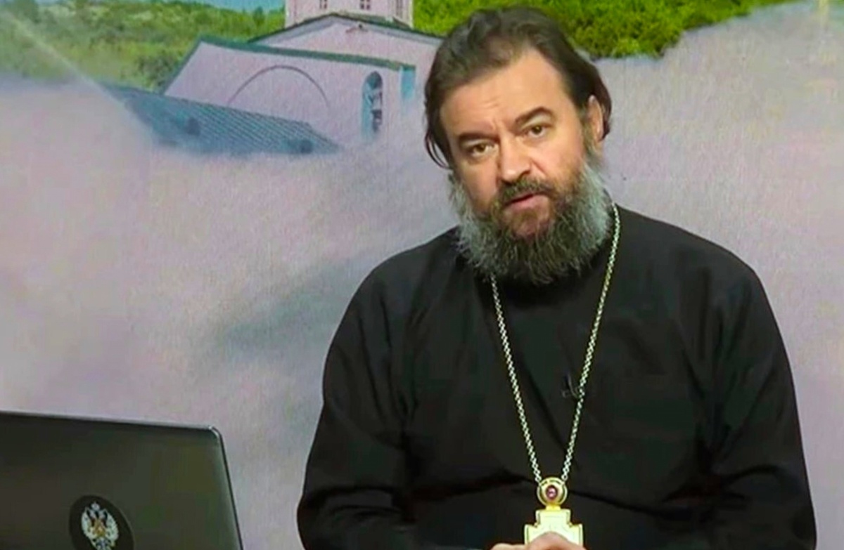 Андрей Ткачёв — протоиерей, настоятель Храма Троицы Живоначальной в Хохлах, писатель, телеведущий, блогер, миссионер.