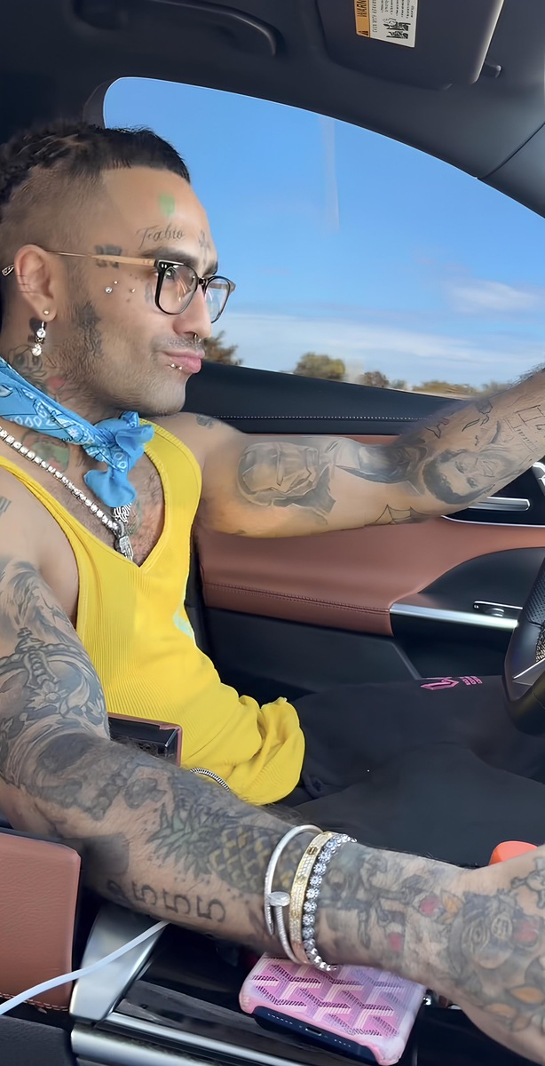    Рэпер пообещал пойти в свой день рождения в церковь, чтобы поблагодарить Бога за счастливый исход аварии