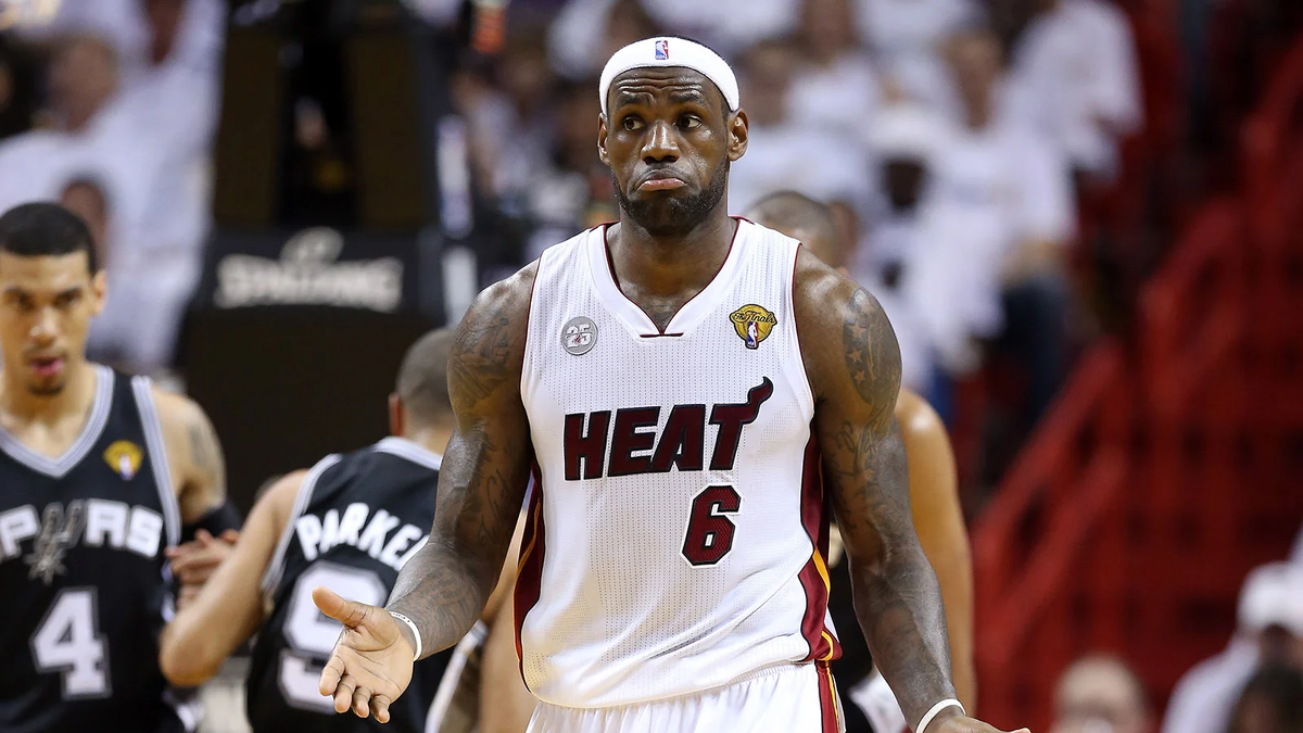 Леброн Джеймс во время седьмого матча финала НБА 2013 года (Фото Christian Petersen / Getty Images)