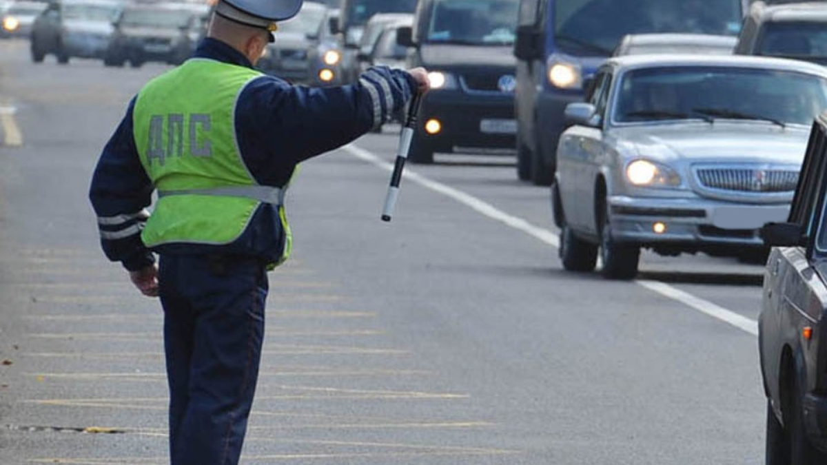 Штрафы, ужесточение правил ПДД, проверки и новая Lada: что ждёт водителей до конца года