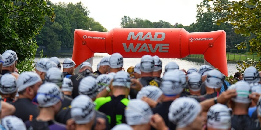    Антон Свирида