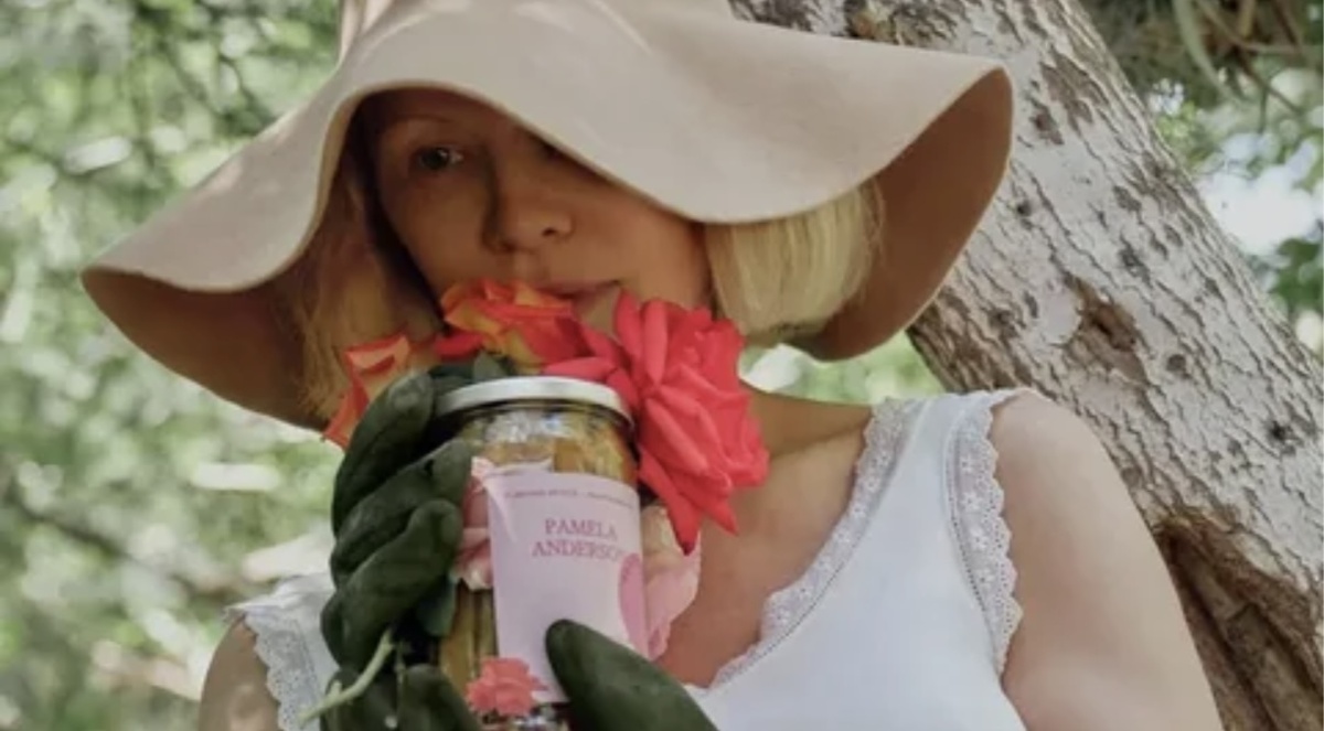 Памела Андерсон