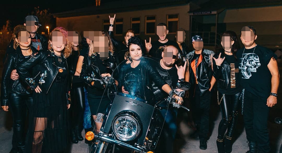 Чем всех опрашивать, мне проще заблюрить. Остались прекрасные воспоминания! 🥺