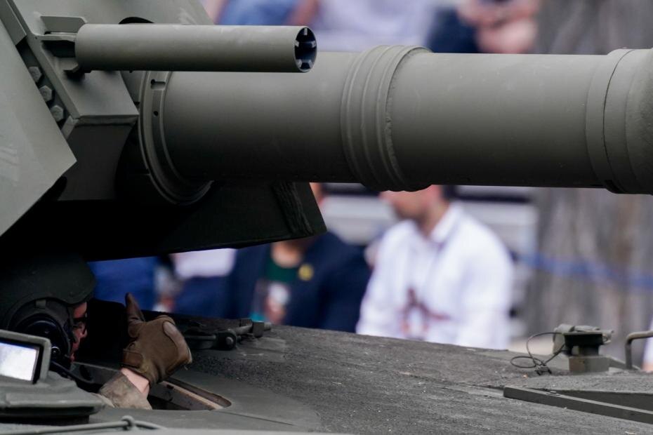    Kent Nishimura — Pool via CNP/Keystone Press Agency/Global Look Press