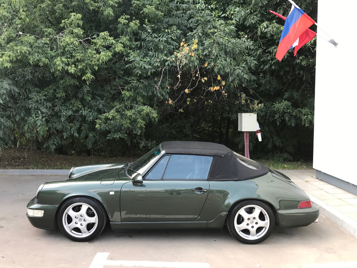 Porsche 911 Cabrio 1992 года 