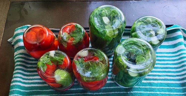 Запасаемся впрок, чем можем (овощные и фруктовые заготовки)