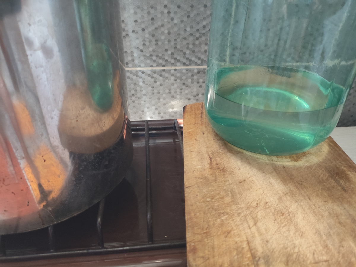 Это всего получилось из первых 10 литров...