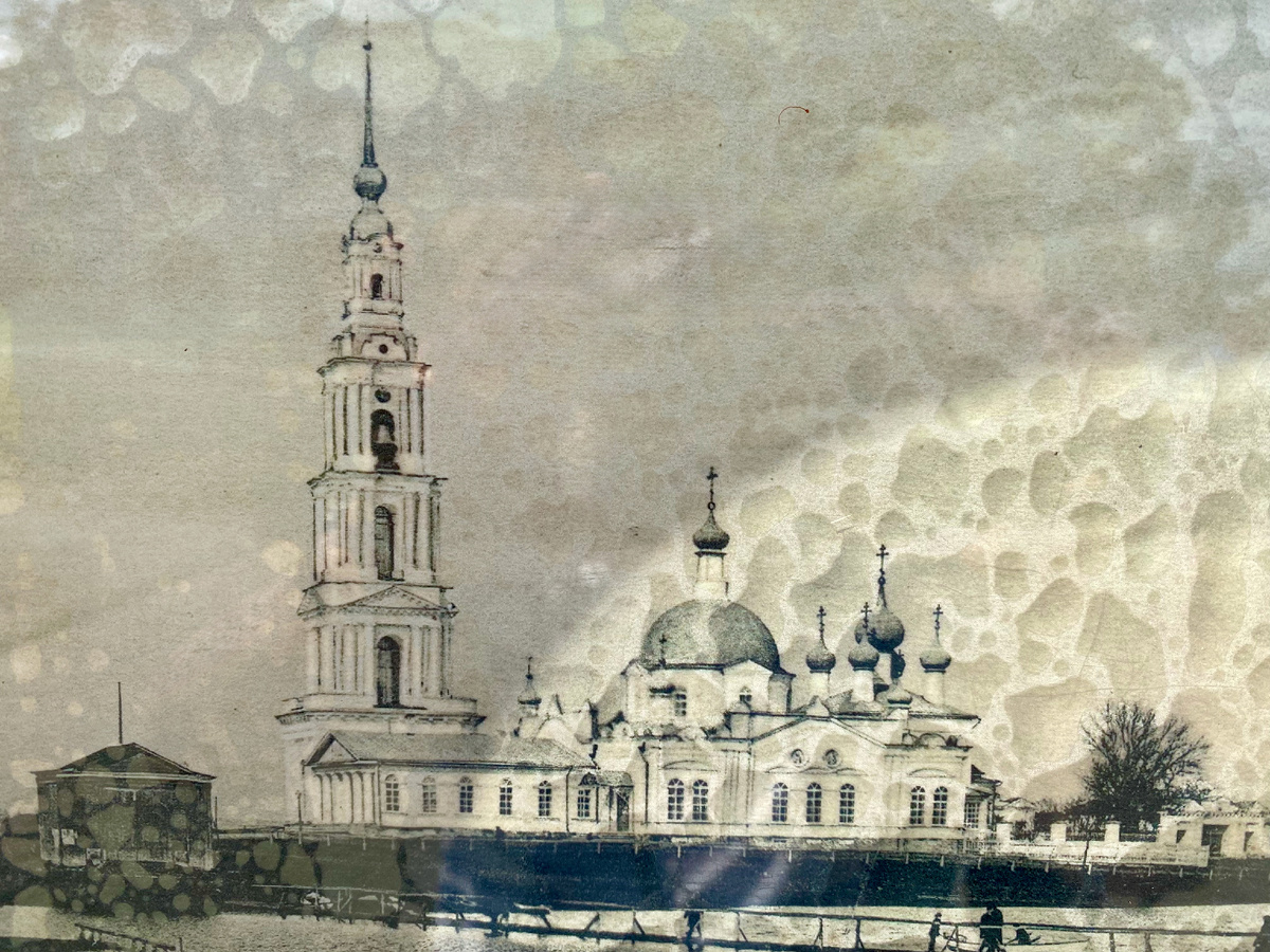 Колокольня, Николаевский собор и церковь Ионна Предтечи в Калязине до революции