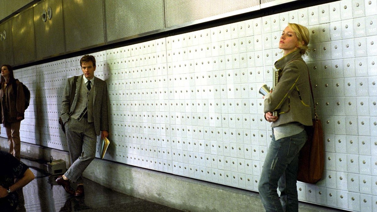 Кадр из фильма «Останься», 2005 год, режиссер Марк Форстер
