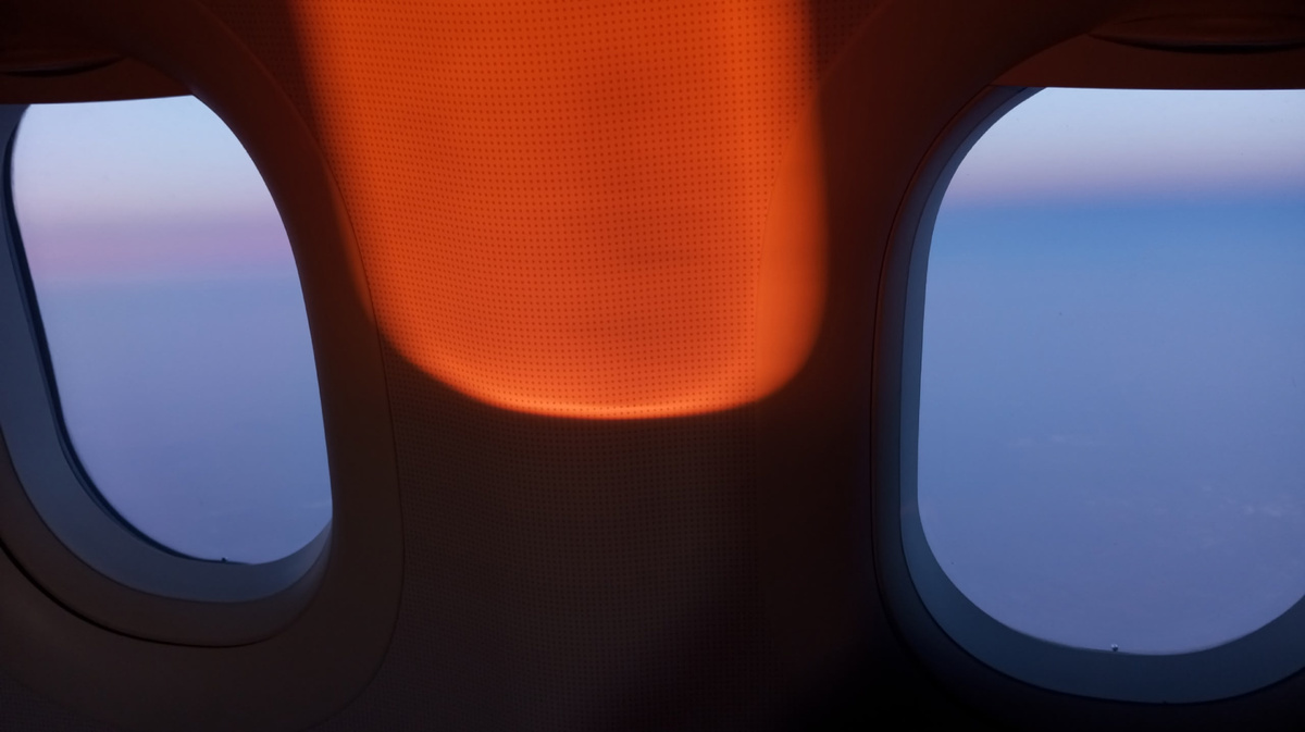 Телефоно-фото из самолета. Рассвет.