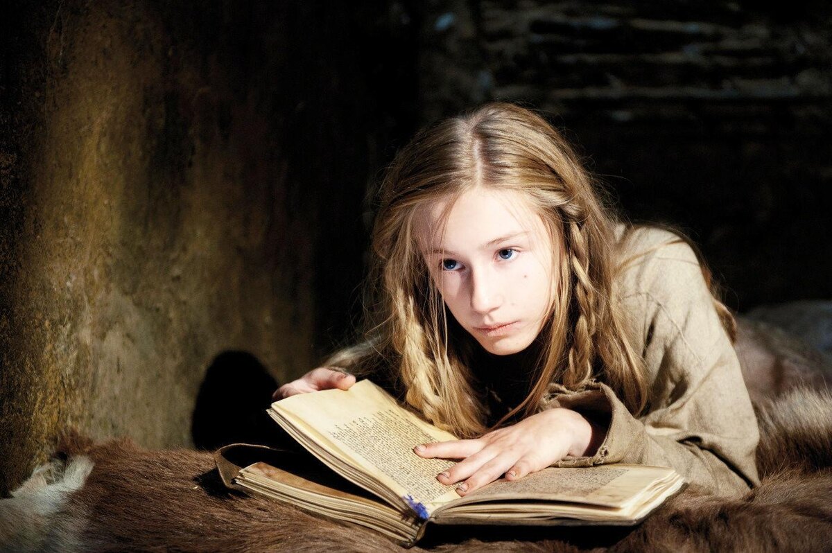 Кадр из фильма "Иоанна - женщина на папском престоле" 