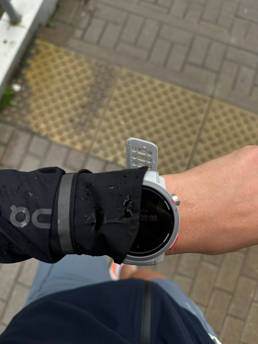 Когда нагрузка происходит в зоне 2 , я забываю про часы и просто получаю удовольствие от тренировки, не перепроверяя сколько мне осталось.