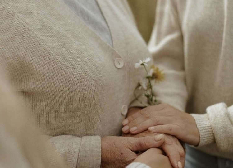 «Мы прожили 15 лет зря?»: Признаки, почему зрелые пары разводятся из-за страха остаться вдвоем