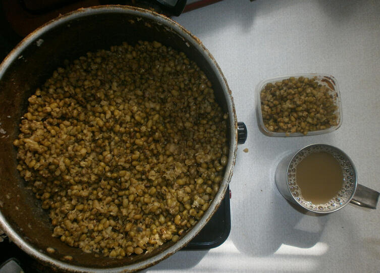    Отварной маш и продукты из него Фото: Андрей Кашкаров, личный архив