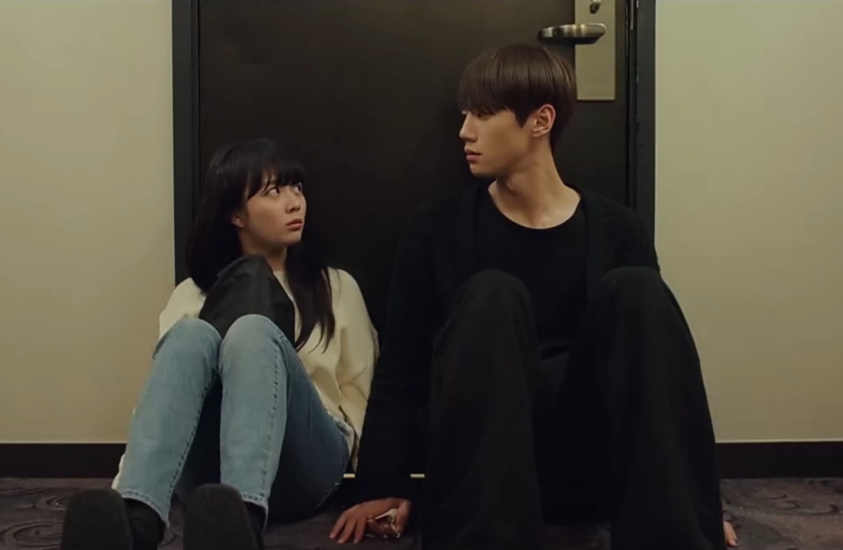 Кадр из дорамы «Имитация»