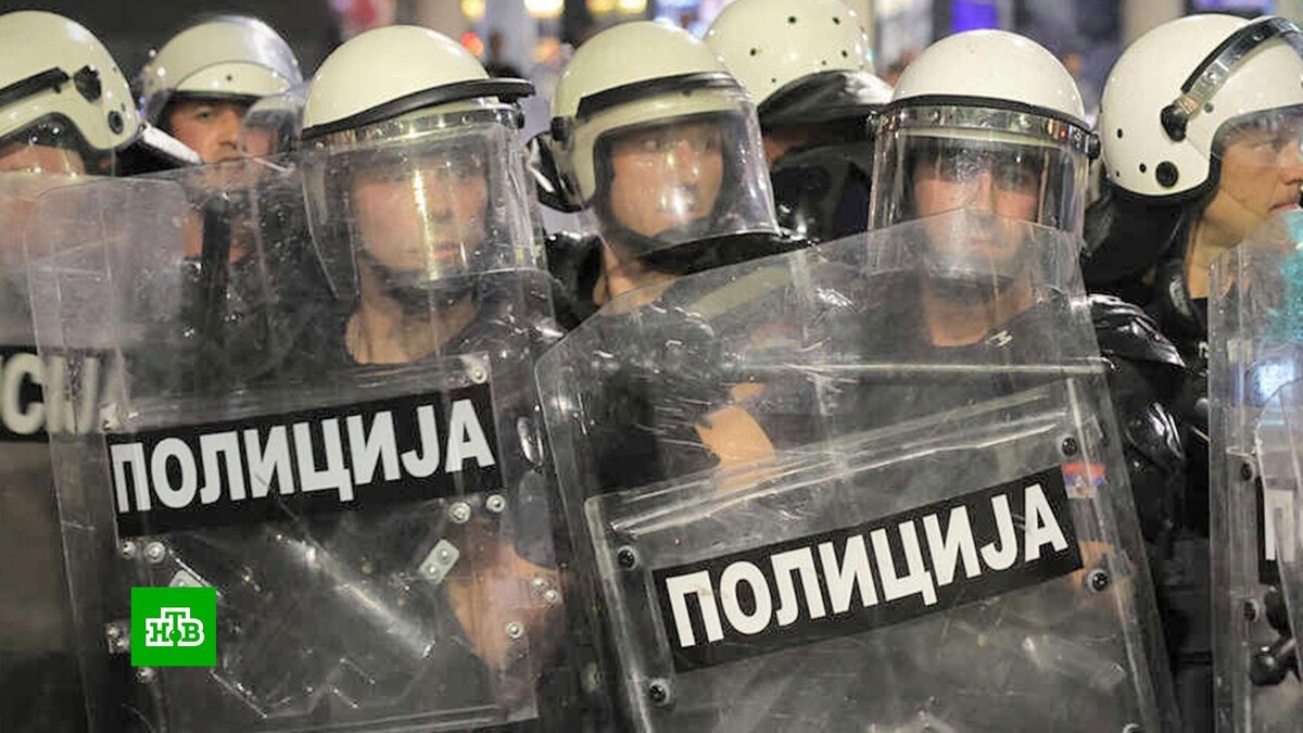    Ночь огня и ярости: в Сербии вспыхнула новая волна протестов
