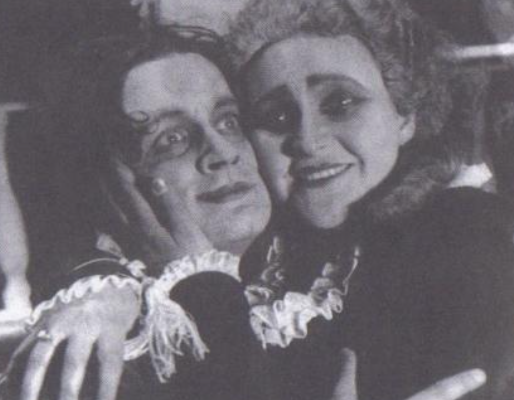 Георгий Менглет в спектакле "Без вины виноватые" (1938 год)