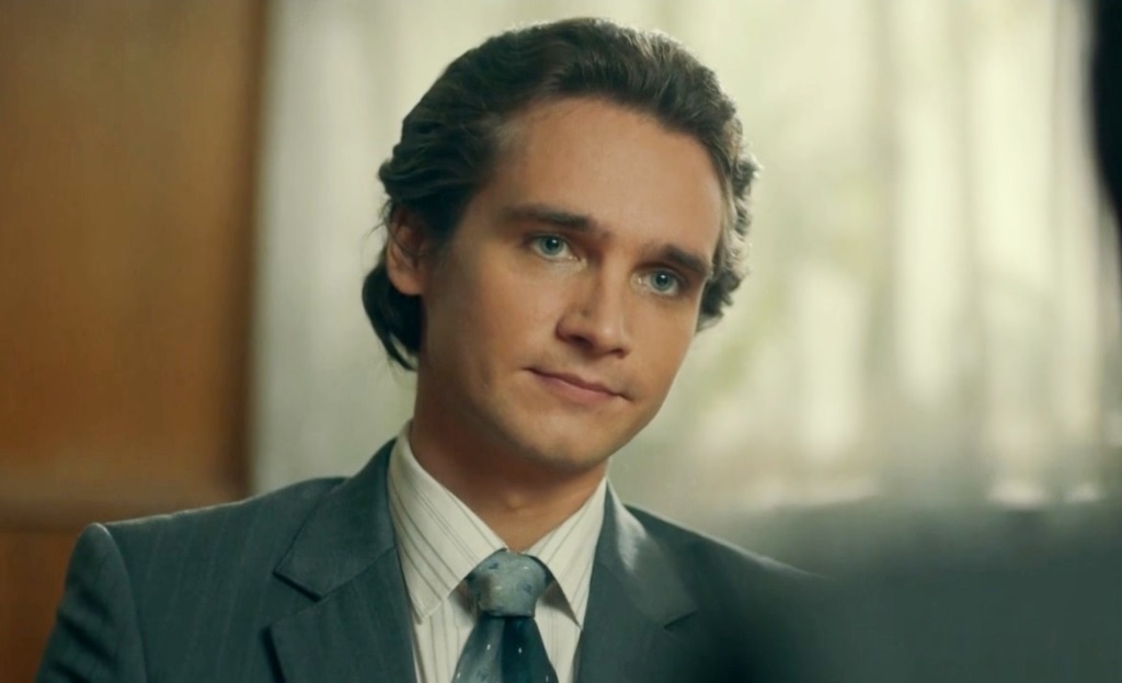 Актер Евгений Сыркин в роли Жоры