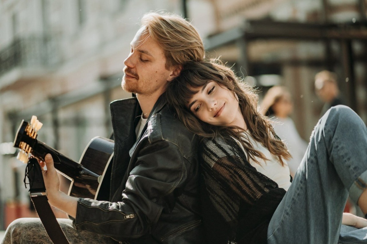 Фото из источника https://static.kinoafisha.info/k/movie_shots/1920x1080/upload/movie_shots/5/1/3/8380315/160c93da602427e861ecf92d9f520afe.jpg