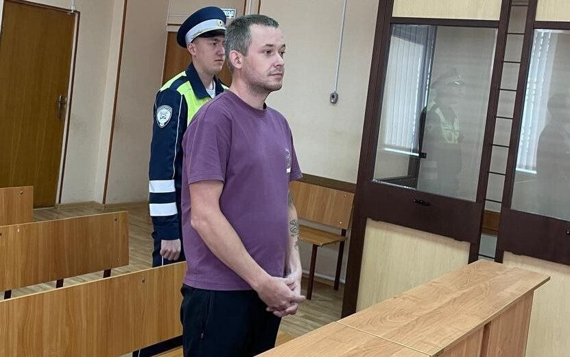    Водитель Audi A4 в Сарапуле получил штраф за чрезмерную тонировку