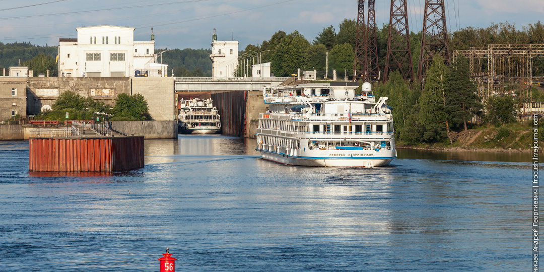 Чужие берега... Из дальних странствий возвратясь...