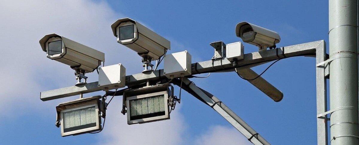 ПИТЕРСКИЕ ДОРОЖНЫЕ КАМЕРЫ НАЧАЛИ ФИКСИРОВАТЬ НЕПРИСТЕГНУТЫЕ РЕМНИ БЕЗОПАСНОСТИ