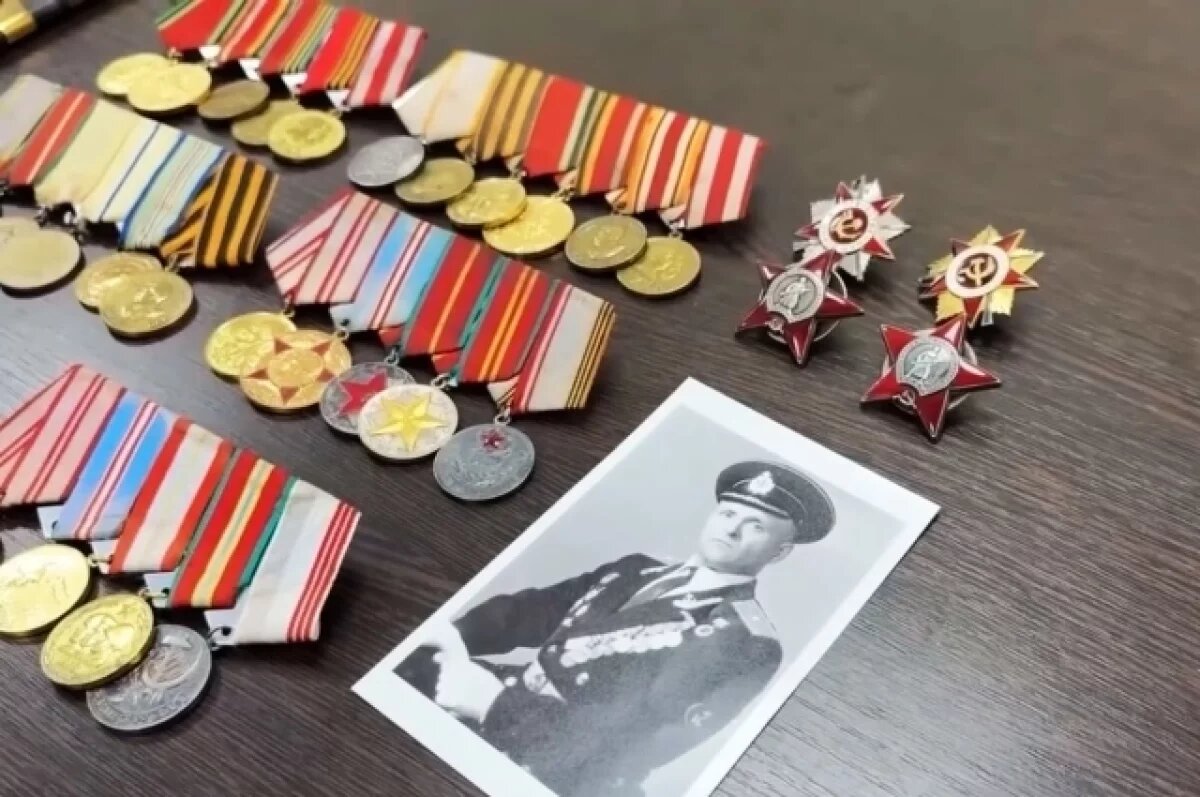    награды, которые украл у родных фронтовика житель Севастополя.