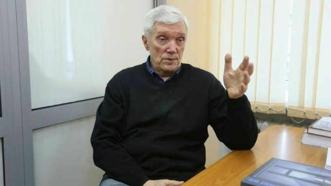 Бывший губернатор Алтайского края Александр Суриков празднует 85-летний юбилей