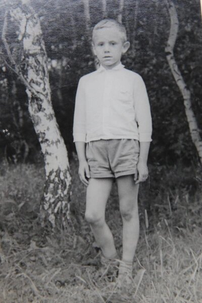в детстве