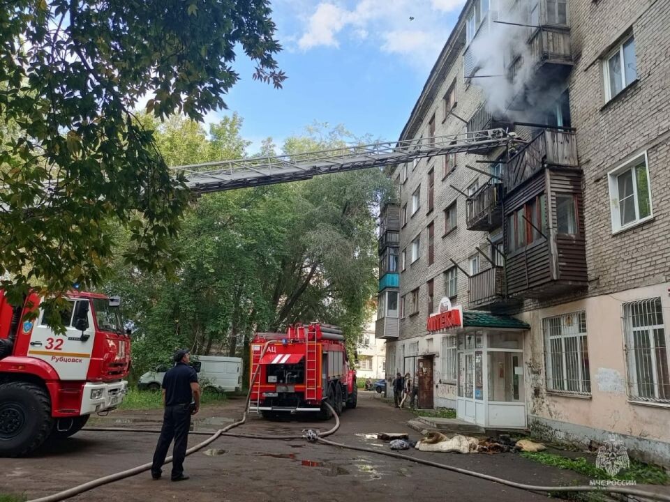    Пожар в Рубцовске. Источник: ГУ МЧС по Алтайскому краю