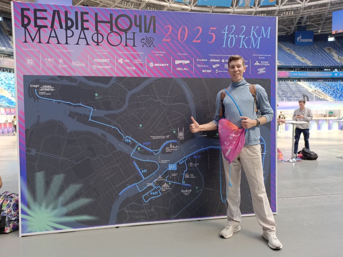 Он еще не знает... Точнее - это первый Андрей, ему пофиг, так как побежит совсем другой ^_^