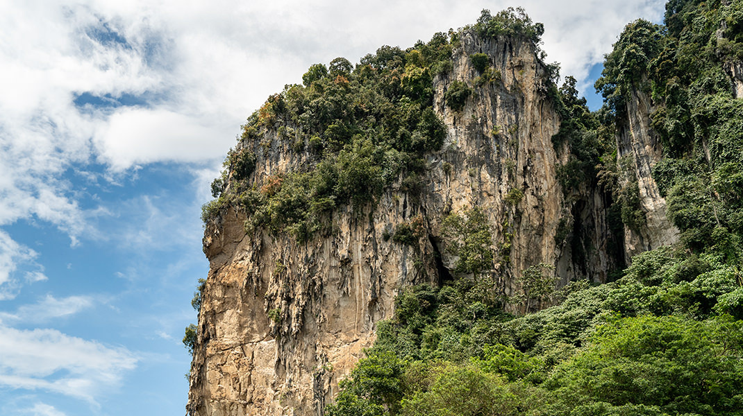 Пещеры Бату