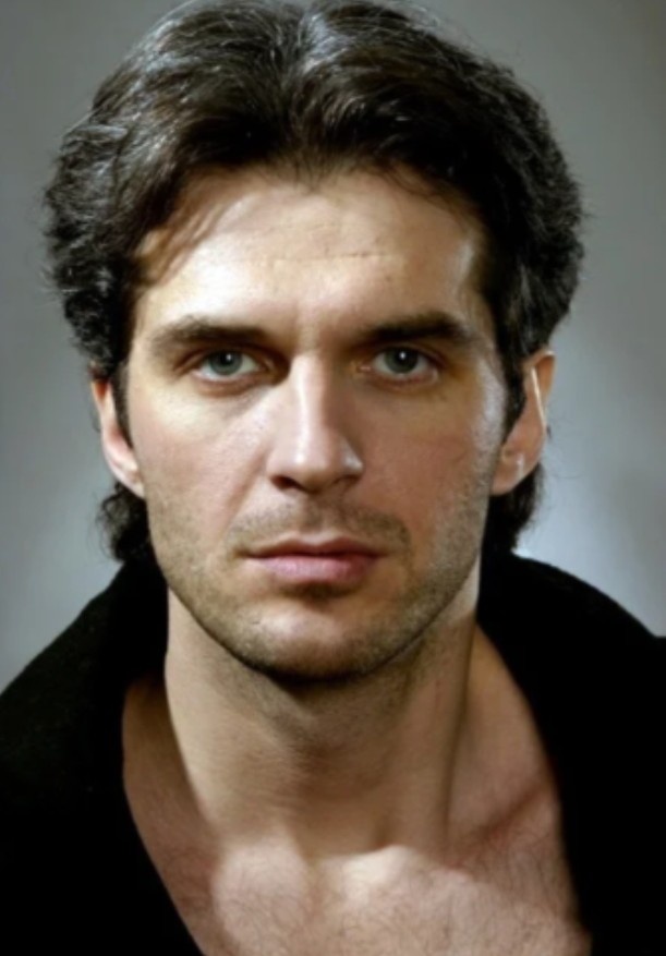 Олег Харитонов в молодости