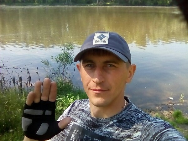 Если Геннадий Сычков жив, ему должно быть 39 лет