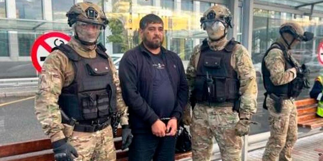 Дважды пытавшего задавить людей в Новосибирске задержали в Астане