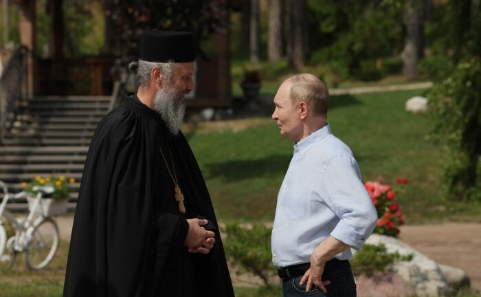    Президент России Владимир Путин в ходе посещения Спасо-Преображенского Валаамского ставропигиального мужского монастыря, 1 августа 2025 года. Фото: kremlin.ru