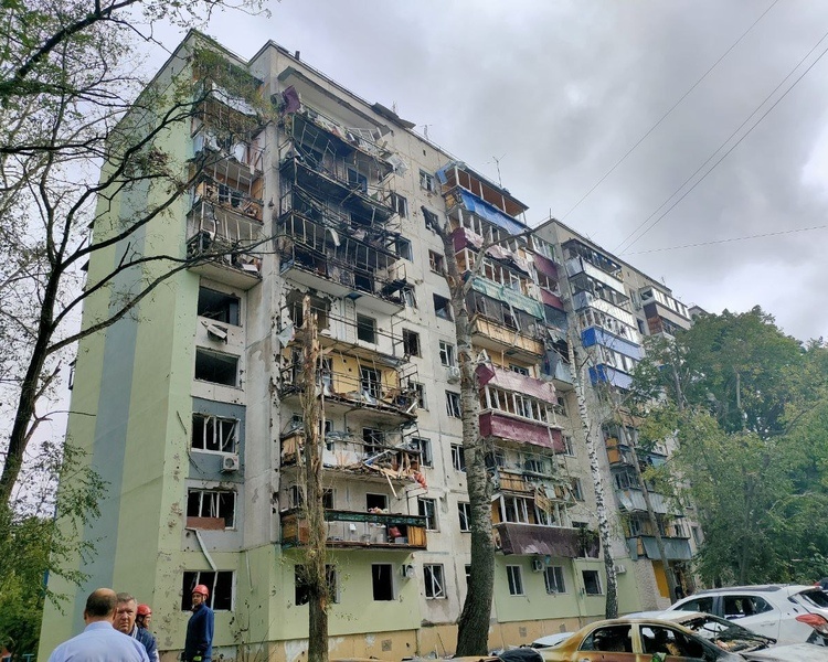     В Курске при ночной атаке БПЛА пострадал 15-летний подросток