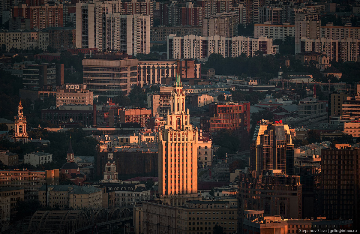 Гостиница Ленинградская