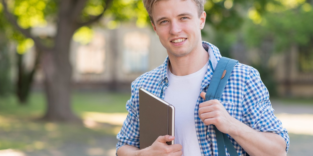 Переход из школы в университет: как помочь ребёнку адаптироваться