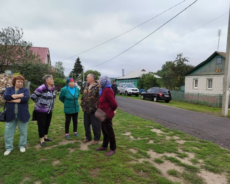     В деревне Будановка Золотухинского района отремонтировали 3,5 километра дороги