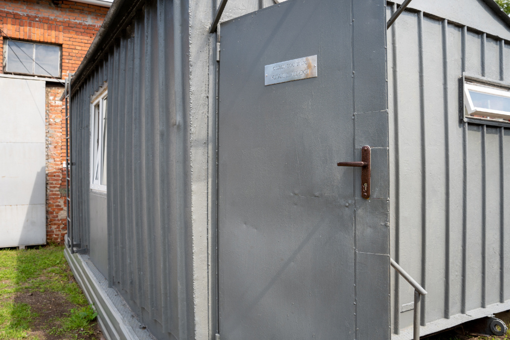 На заводе ОСК "Янтарь" создали мобильный модуль кладовщиков в подразделении ОТОС и ПС / Фото: Пресс-служба ПСЗ "Янтарь"  📷
