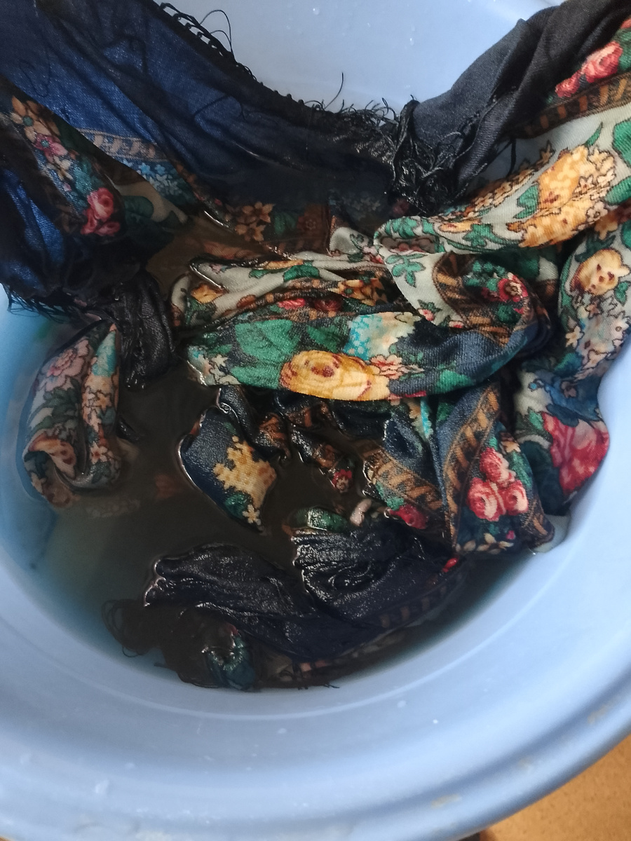 Замачивание платка.