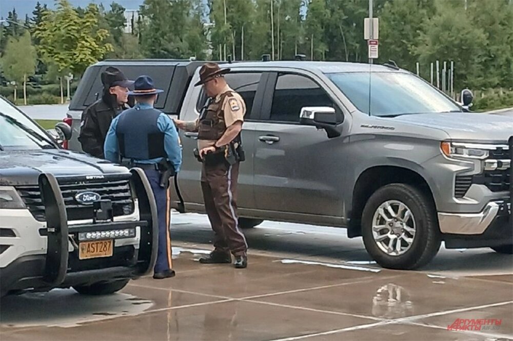    Полицейские на Аляске. Фото: АиФ